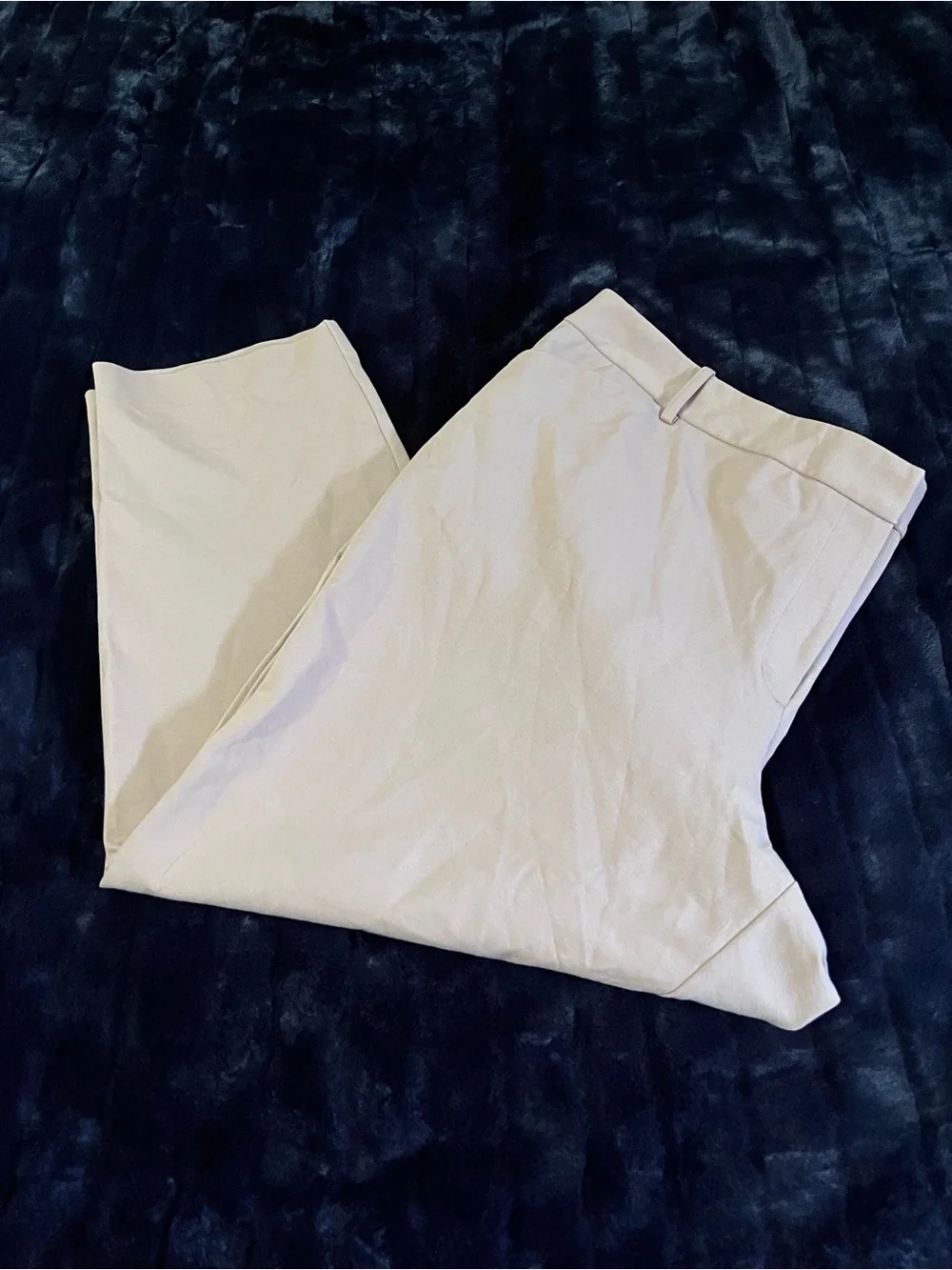 Liz Claiborne Women’s Mid Rise Ankle Length Khaki Pants Size 22w NWT